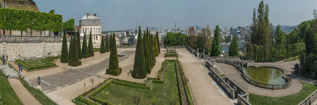 image-installateur-borne-de-recharge-saint-cloud.webp Image Installateur borne de recharge Saint-Cloud