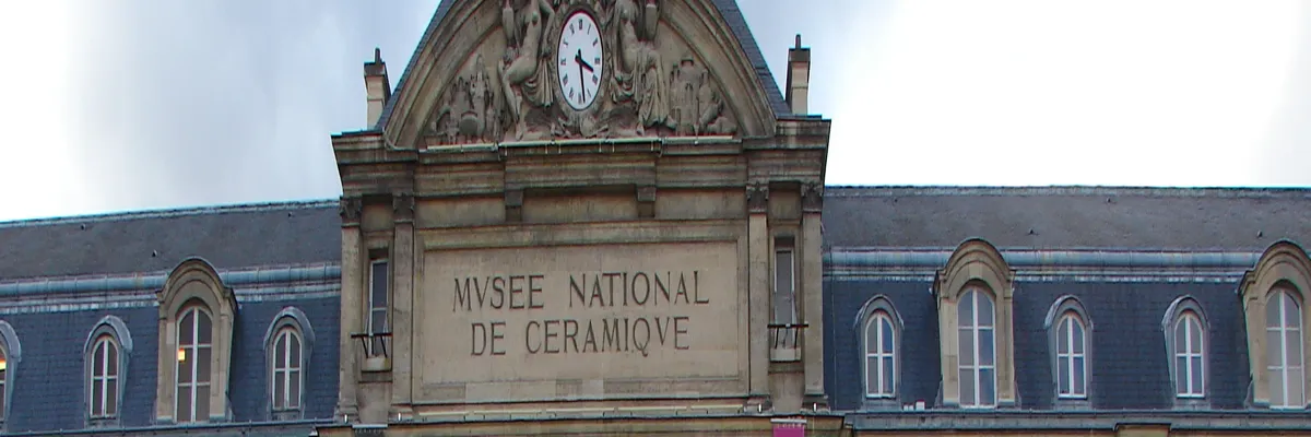 image-installateur-borne-de-recharge-sevres.webp Image Installateur borne de recharge Sèvres