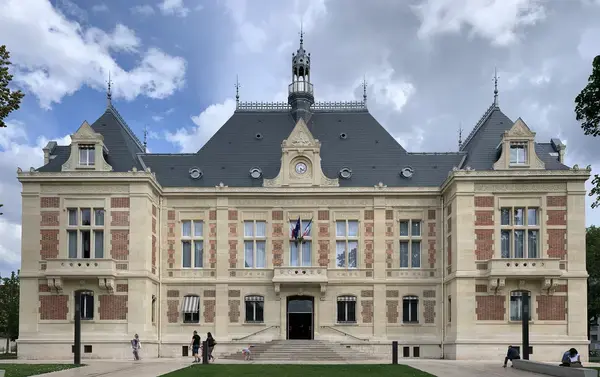 Borne Recharge Pro Installateur borne de recharge Montrouge